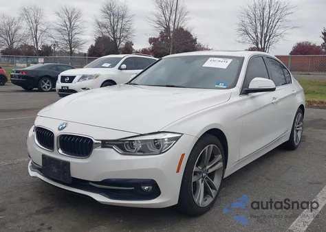2018 BMW 330I xDrive z USA, uszkodzony, nr VIN WBA8D9G5XJNU70485